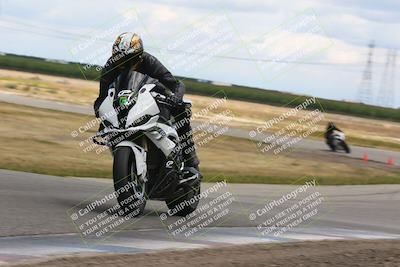 media/Apr-26-2024-TrackDaz (Fri) [[c4b677d280]]/C Group/140pm (Wheelie Bump)/